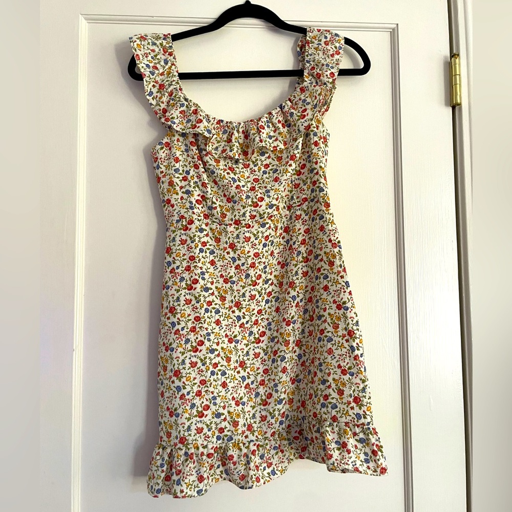 Avantlook Floral Mini Dress